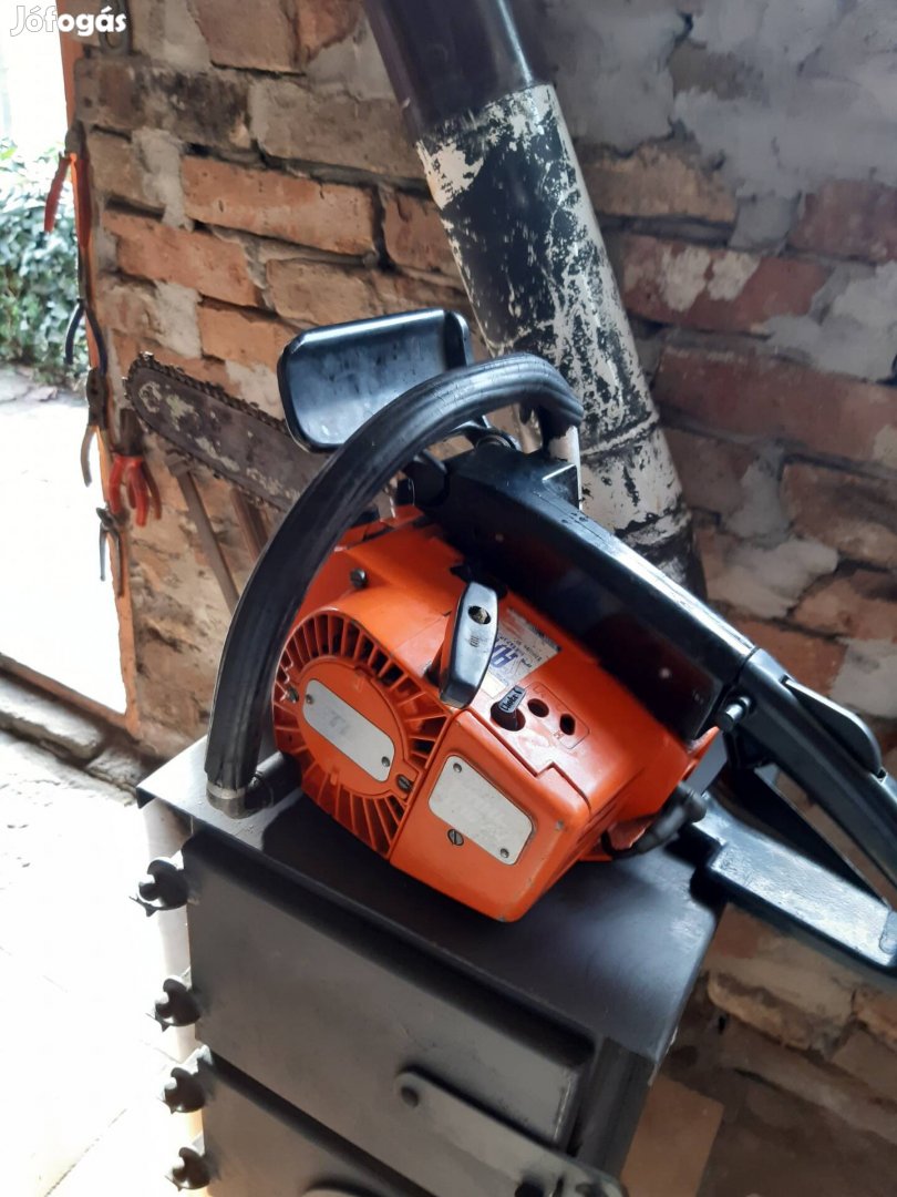 Stihl 015 láncfürész eladó.