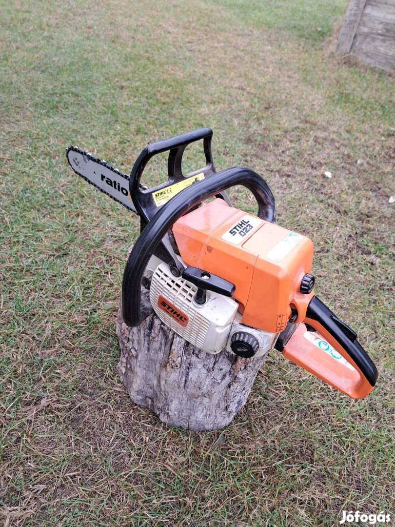 Stihl 023 fűrészgép!