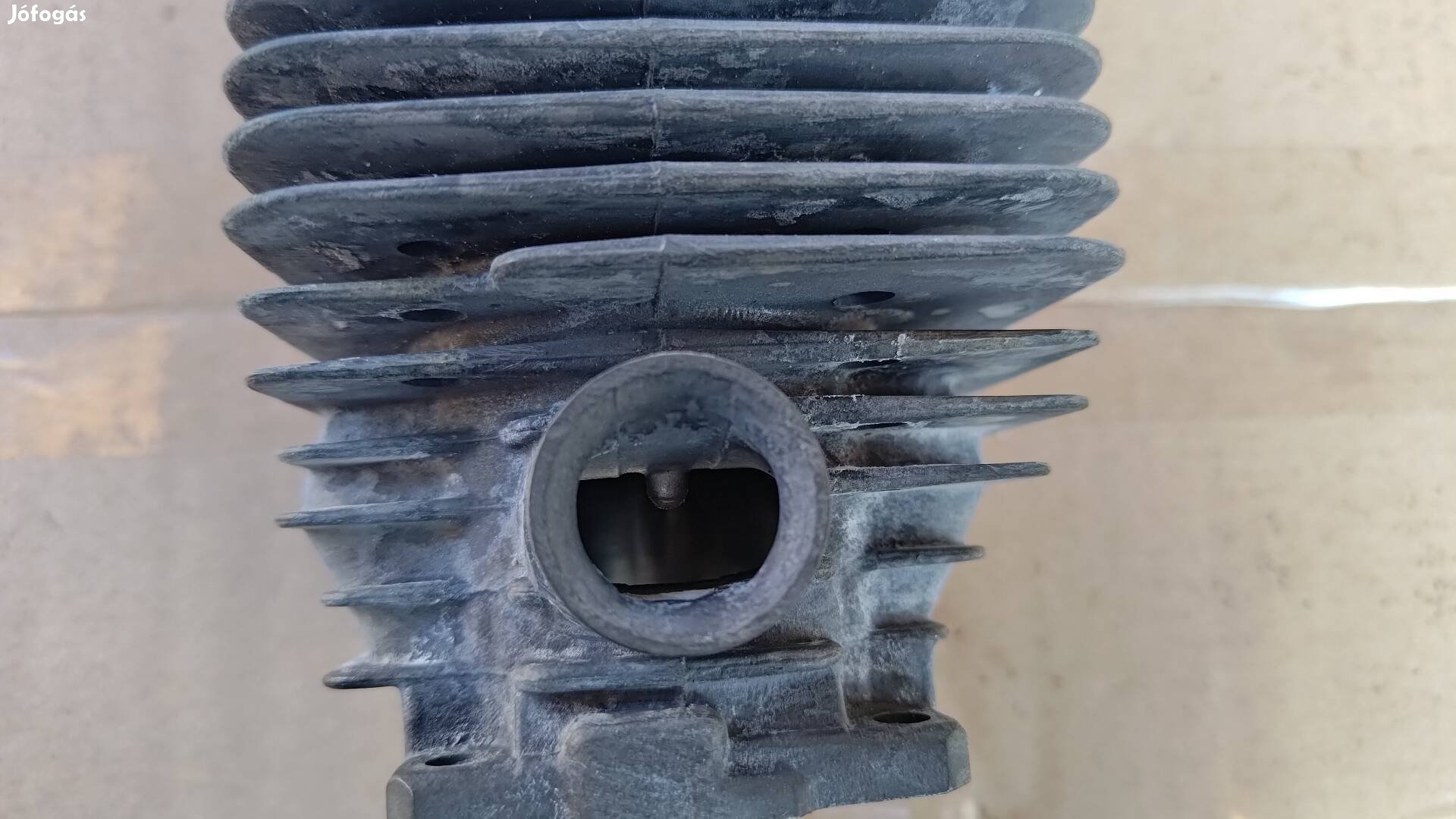 Stihl 031 gyári Mahle hengerek