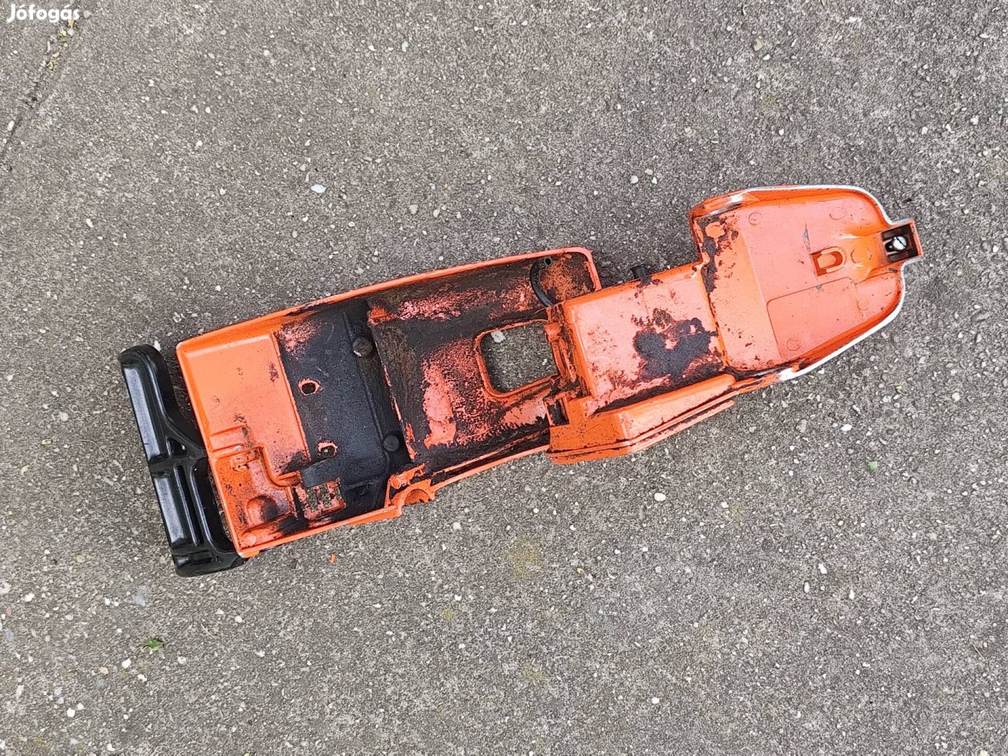 Stihl 032 fedél