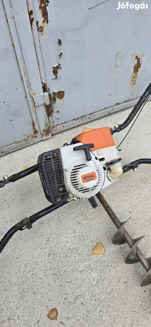 Stihl BT360 talajfúró, földfúró
