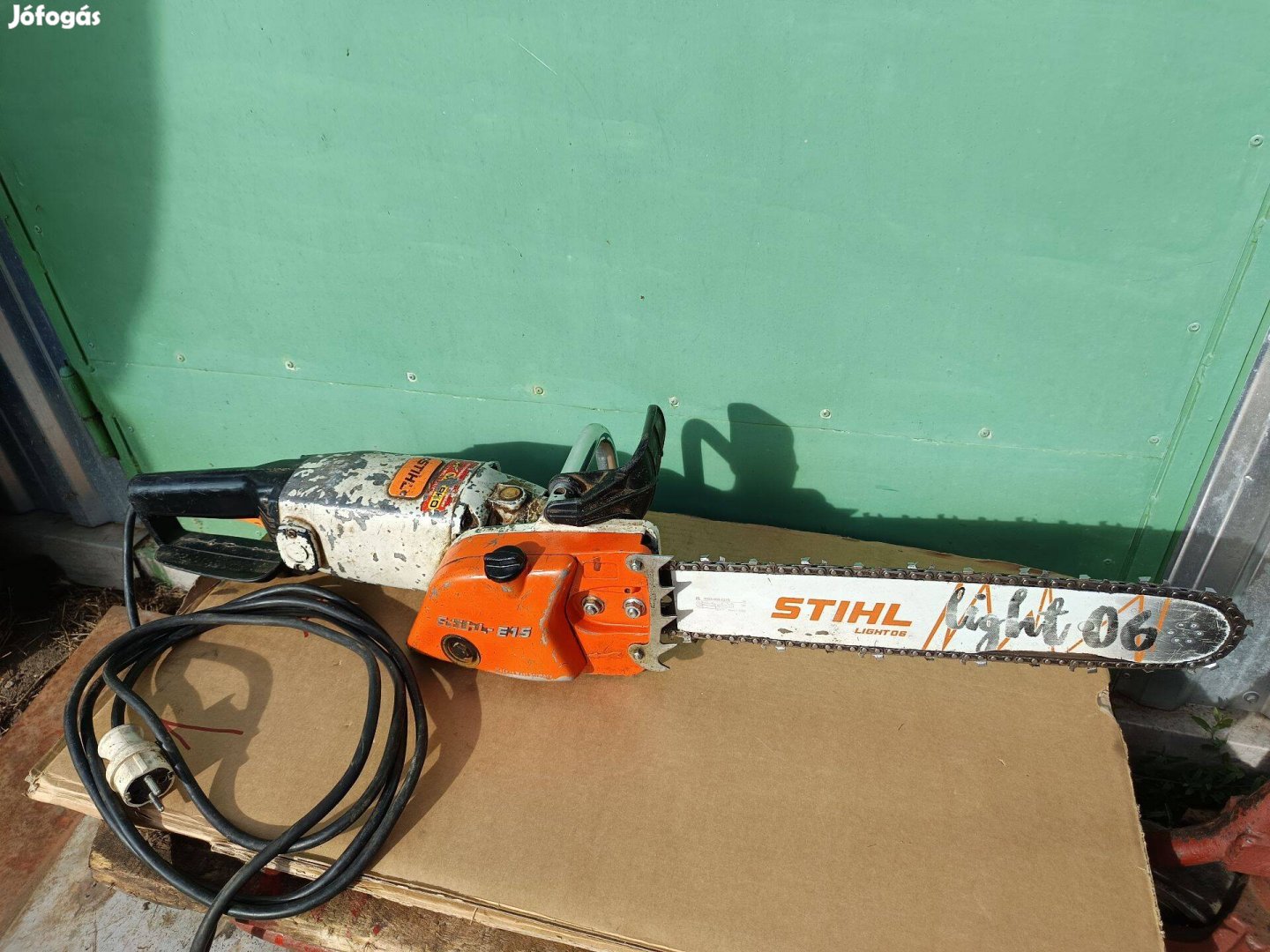 Stihl E15 elektromos láncfűrész