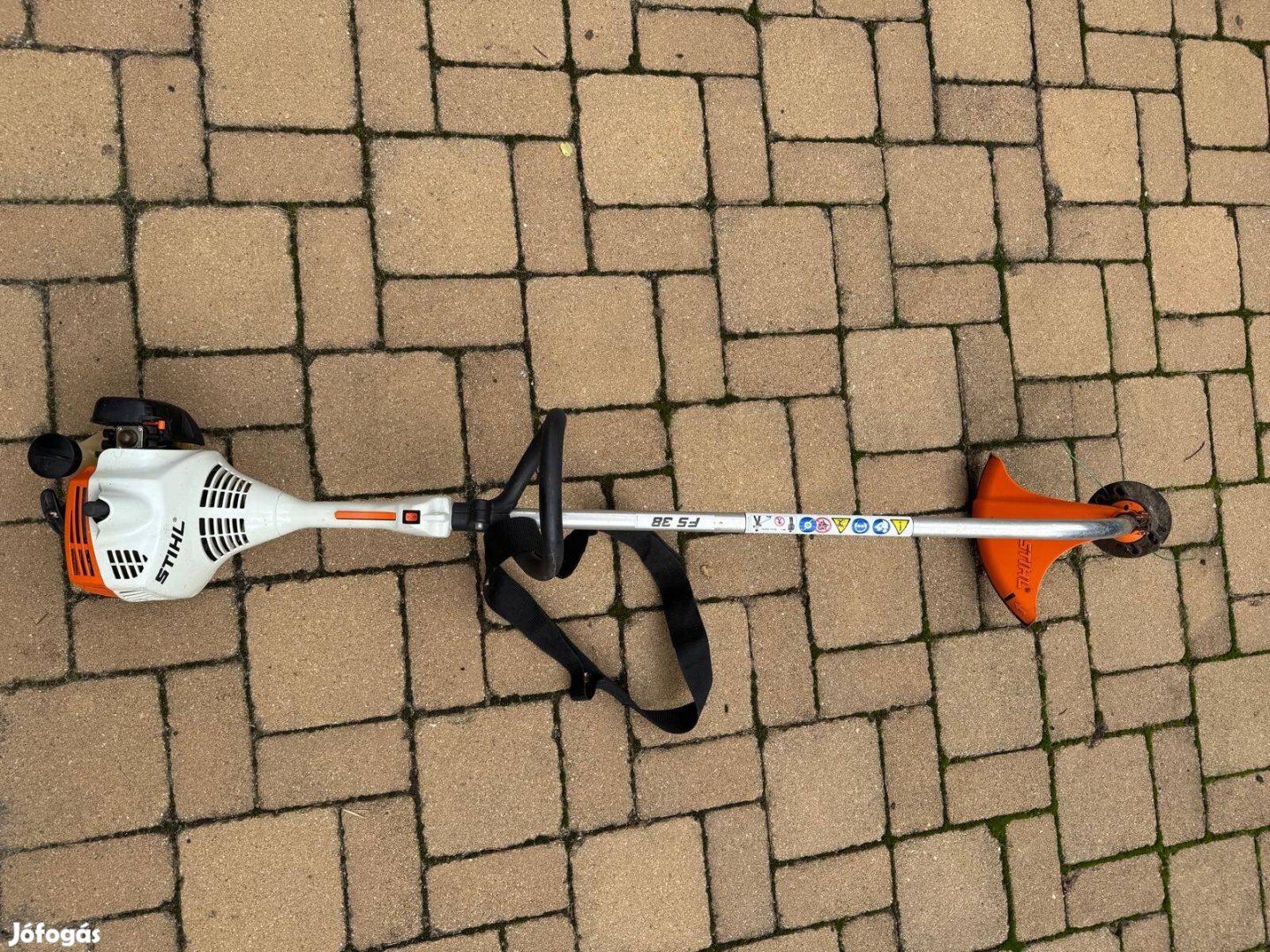 Stihl FS38 motoros szegélynyíró