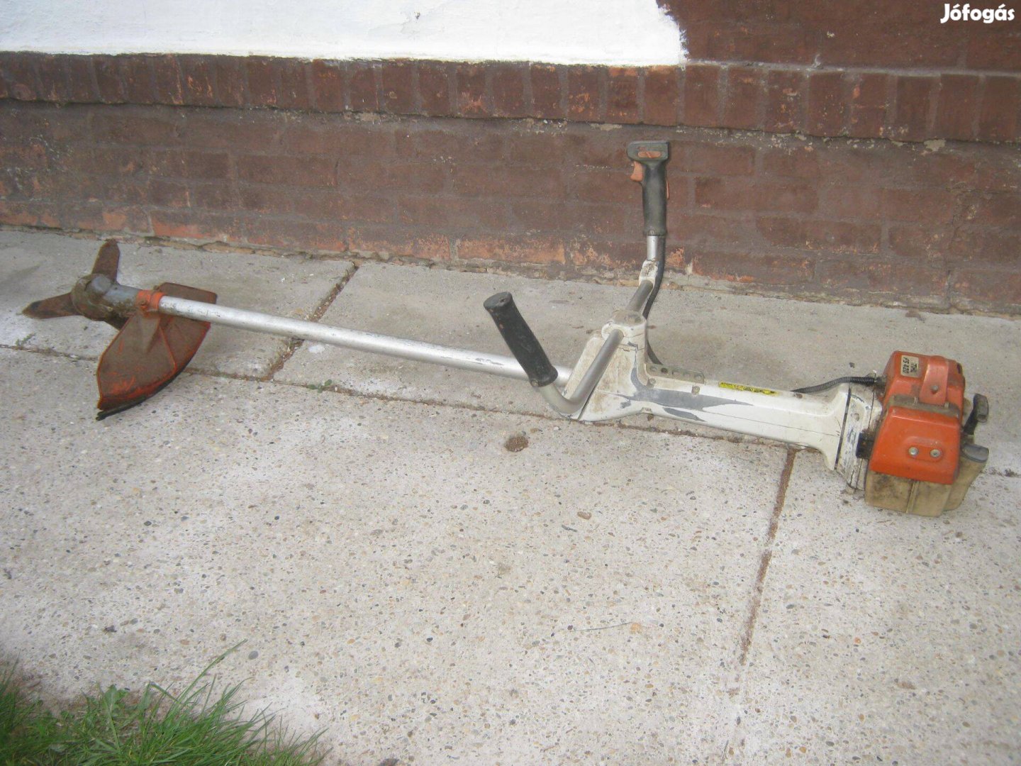 Stihl FS 420 kétkaros benzines fűkasza