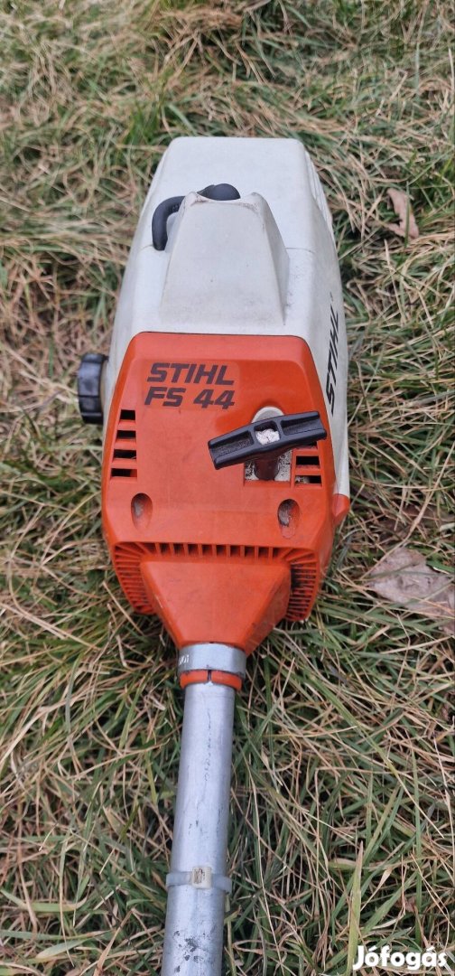 Stihl FS 44 benzinmotoros damilfejes fűkasza szegélynyíró 