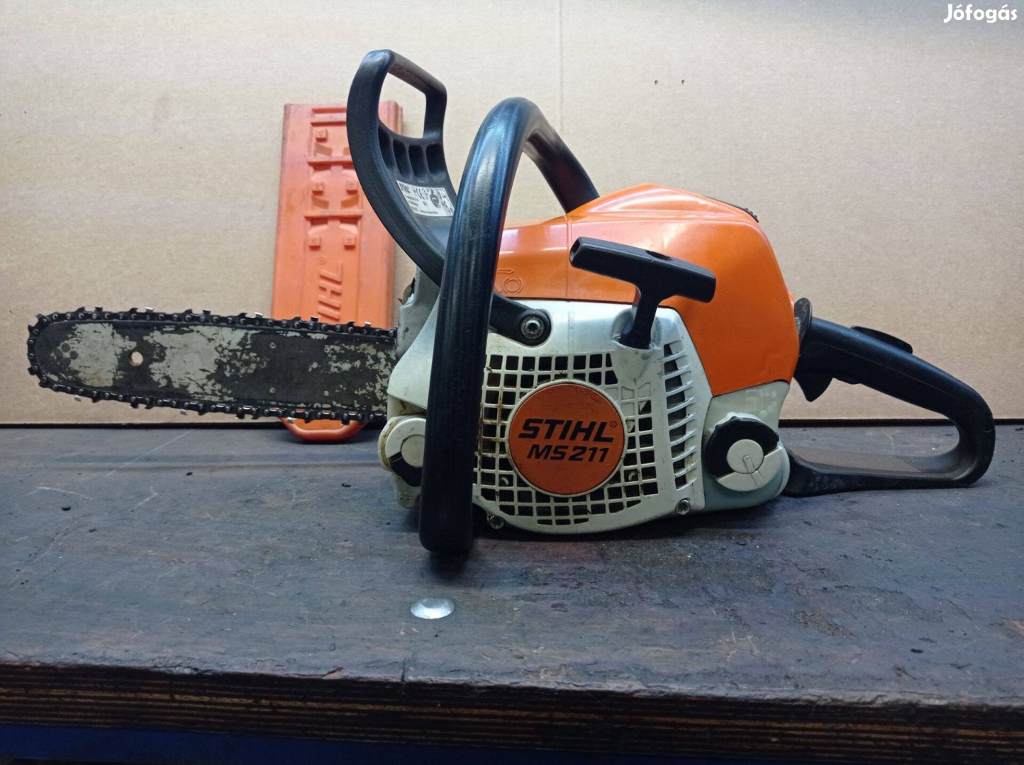 Stihl MS211 láncfűrész