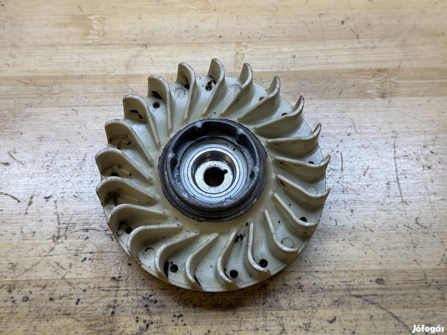 Stihl MS460 lendkerék