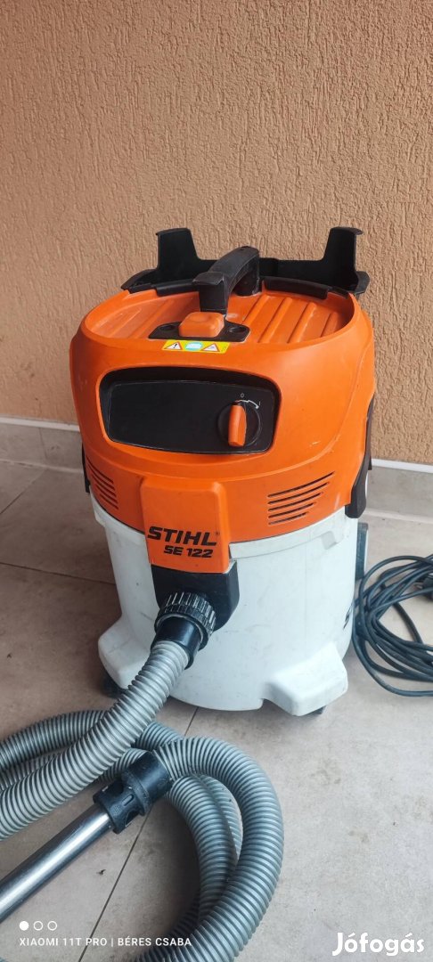 Stihl SE 122 porszívó 