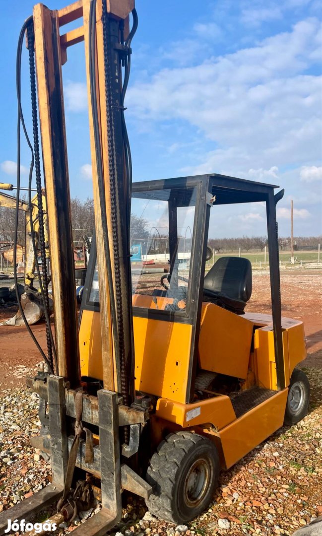 Stihl Váltóhibás targonca eladó