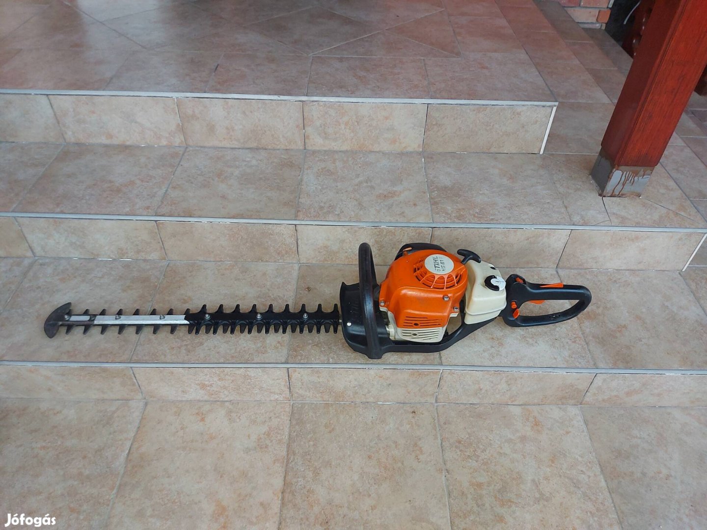 Stihl hs 81 sővényvágó.