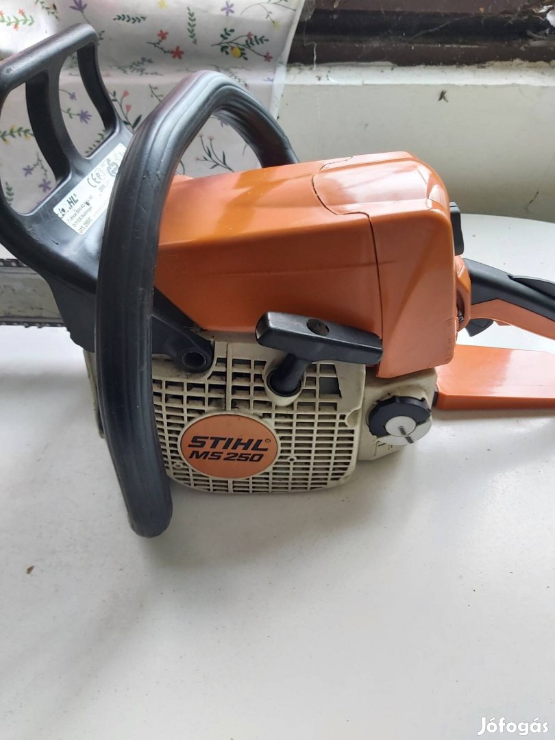 Stihl láncfűrész eladó!