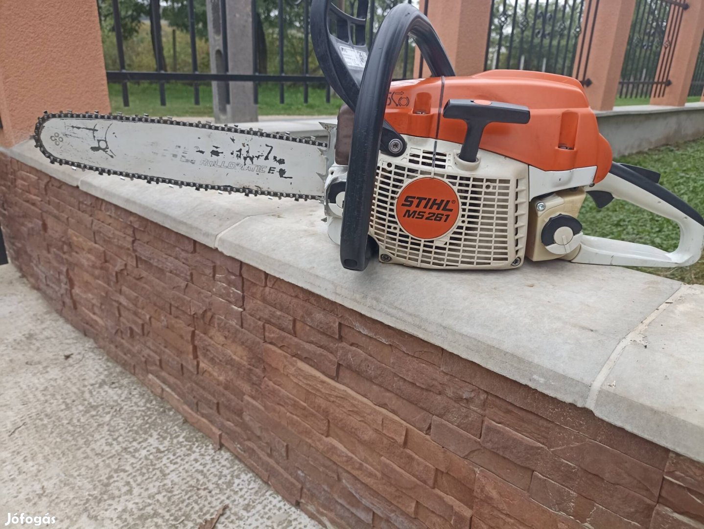 Stihl ms261.