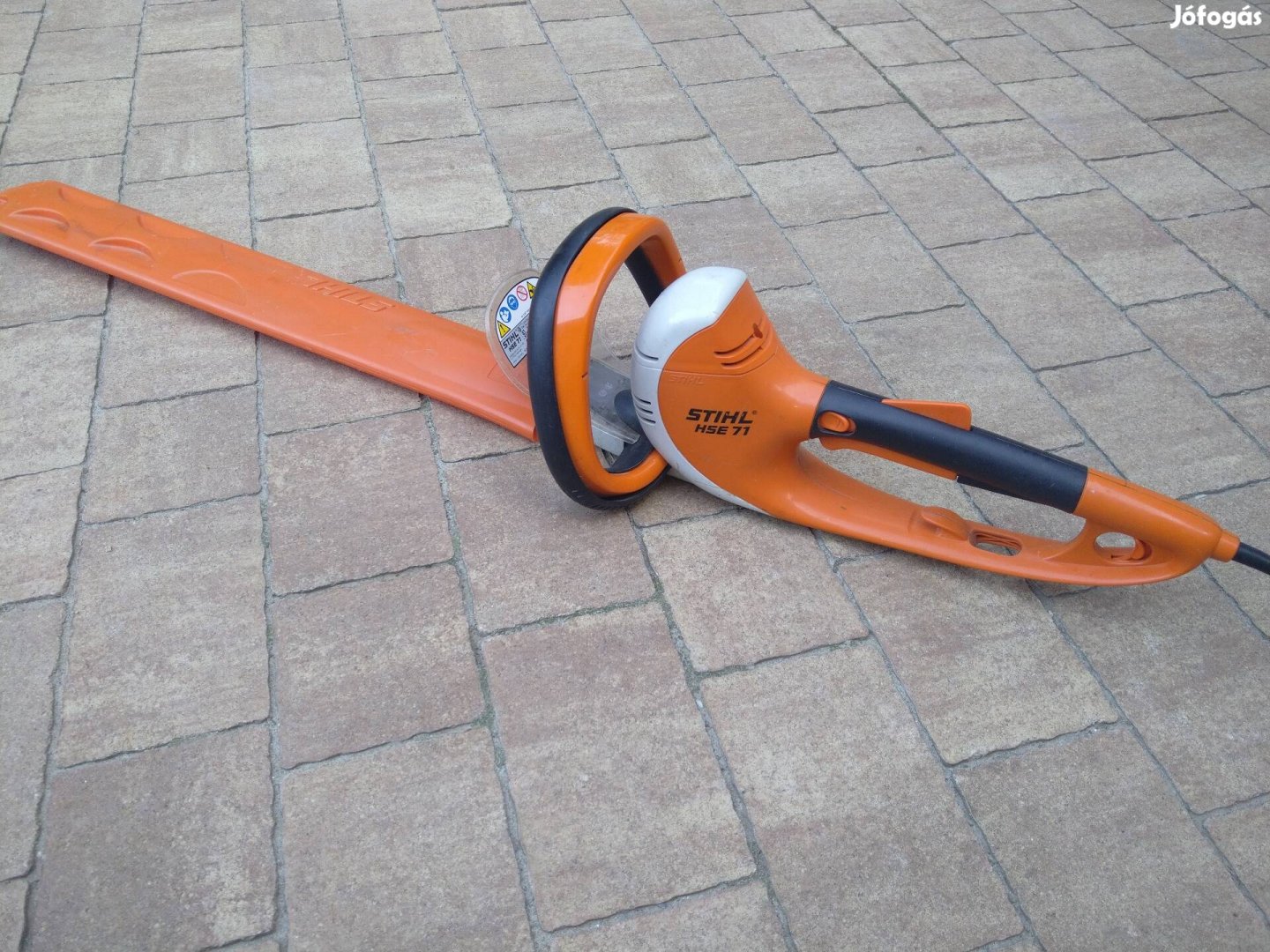 Stihl sövényvágó HSE71