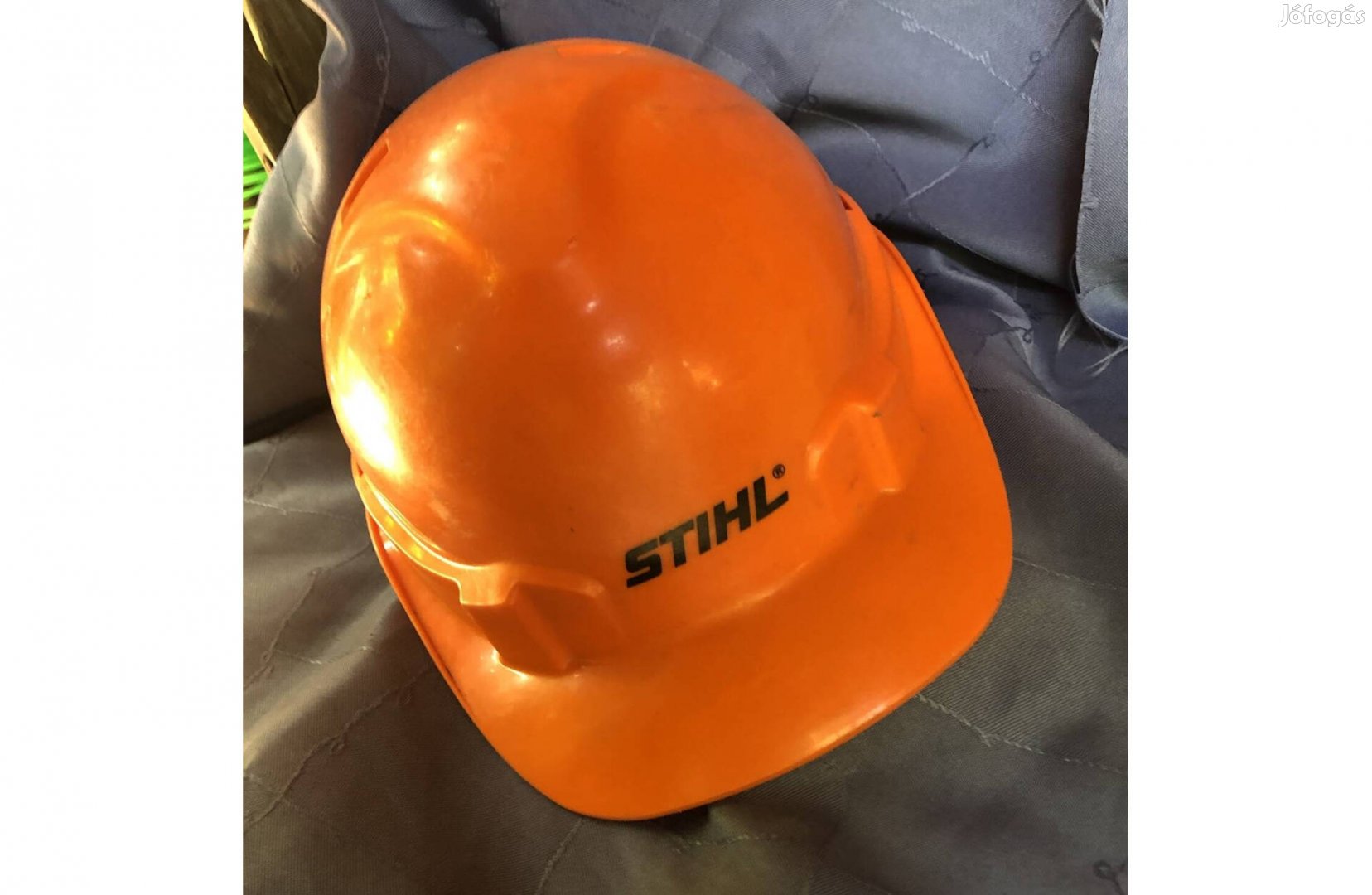 Stihl védősisak, munkavédelmi favágó sisak 3500 Ft /db:Lenti