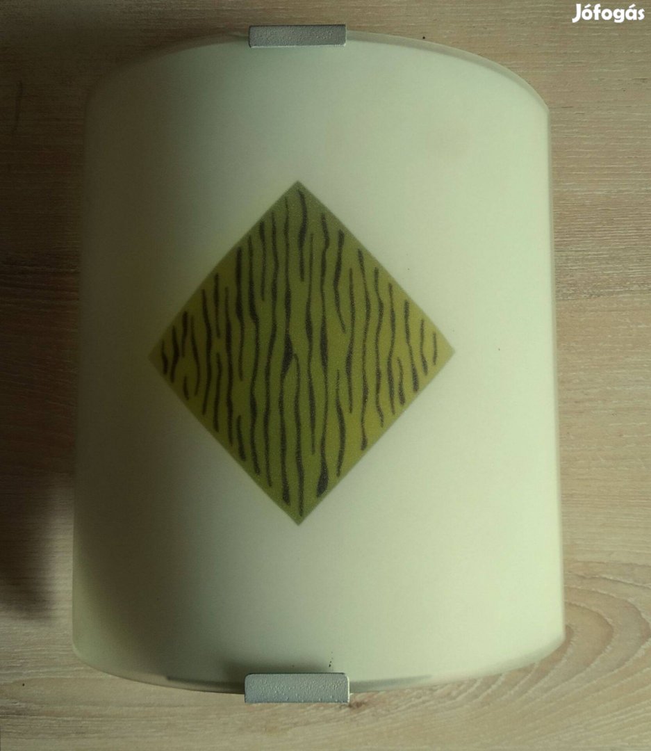 Stílusos falilámpa 20260323