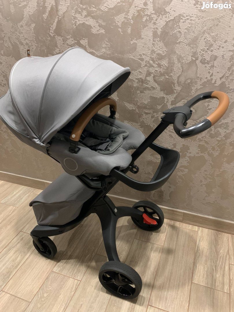 Stokke Xploryx babakocsi