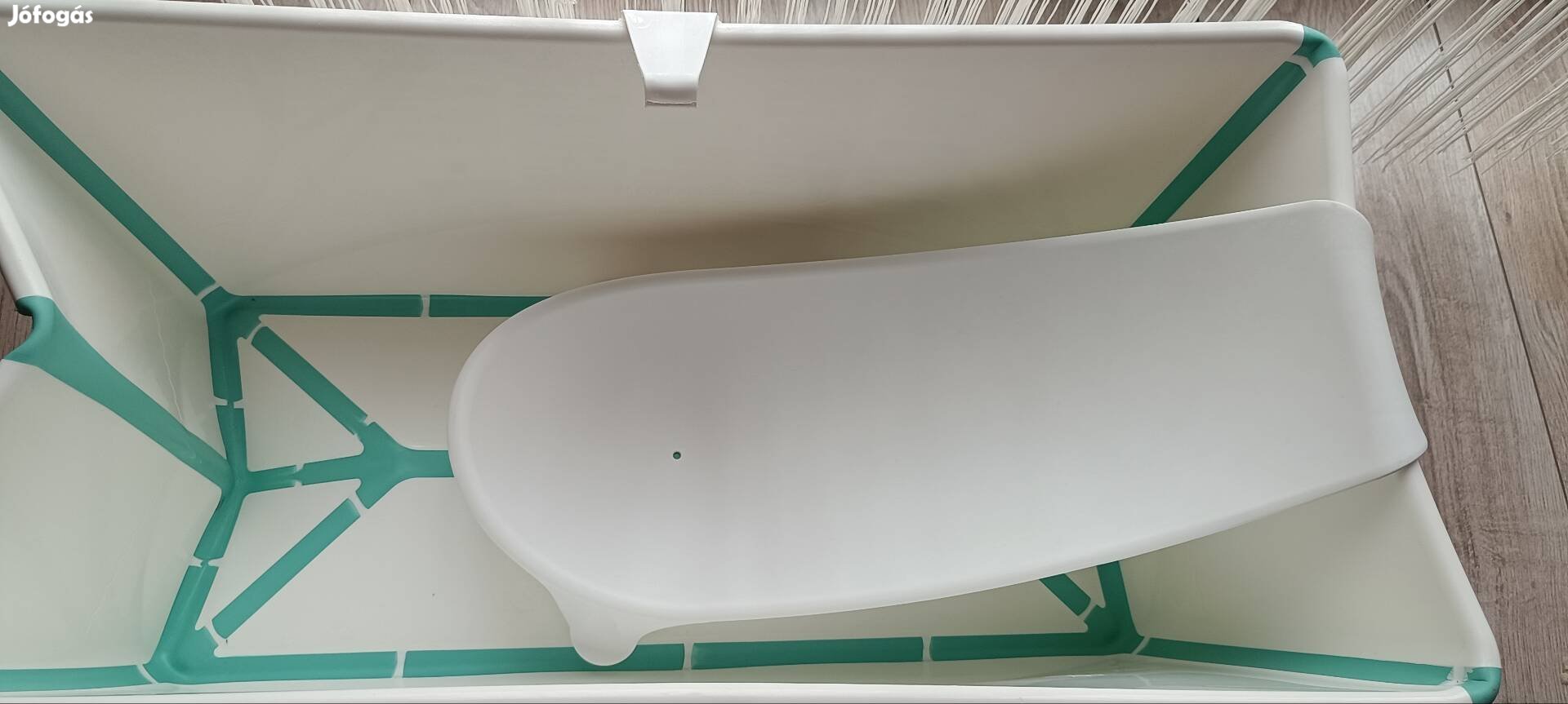 Stokke babakád flexibath újszülött szűkítővel 