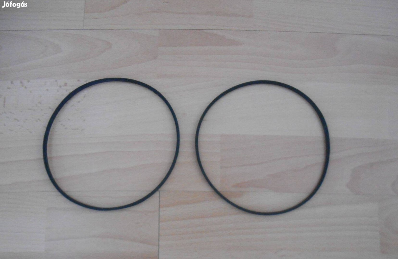 Stomil Sanok ékszíj 2 db 16 cm átmérőjű