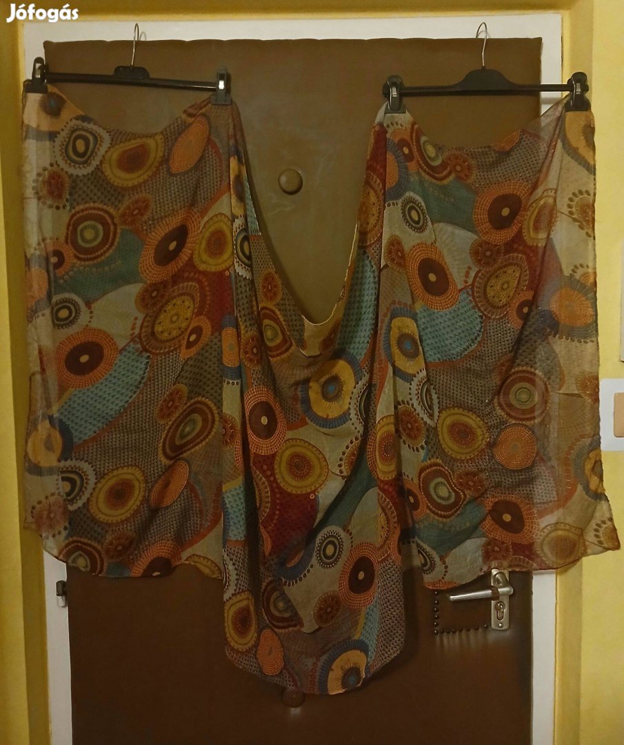 Strandkendők nagyméretü,színes,fürdőruhára!80