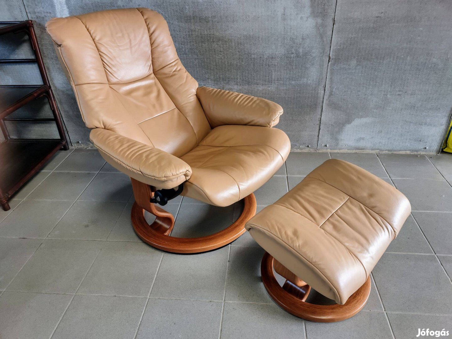 Stressless Norvég bőr luxus relax fotel (teljesen újszerű)