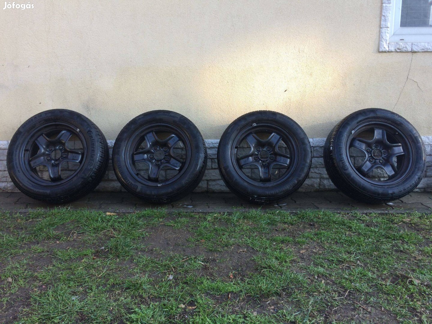 Stuktur felni 4db gumival disz tárcsával 205 55/ R16