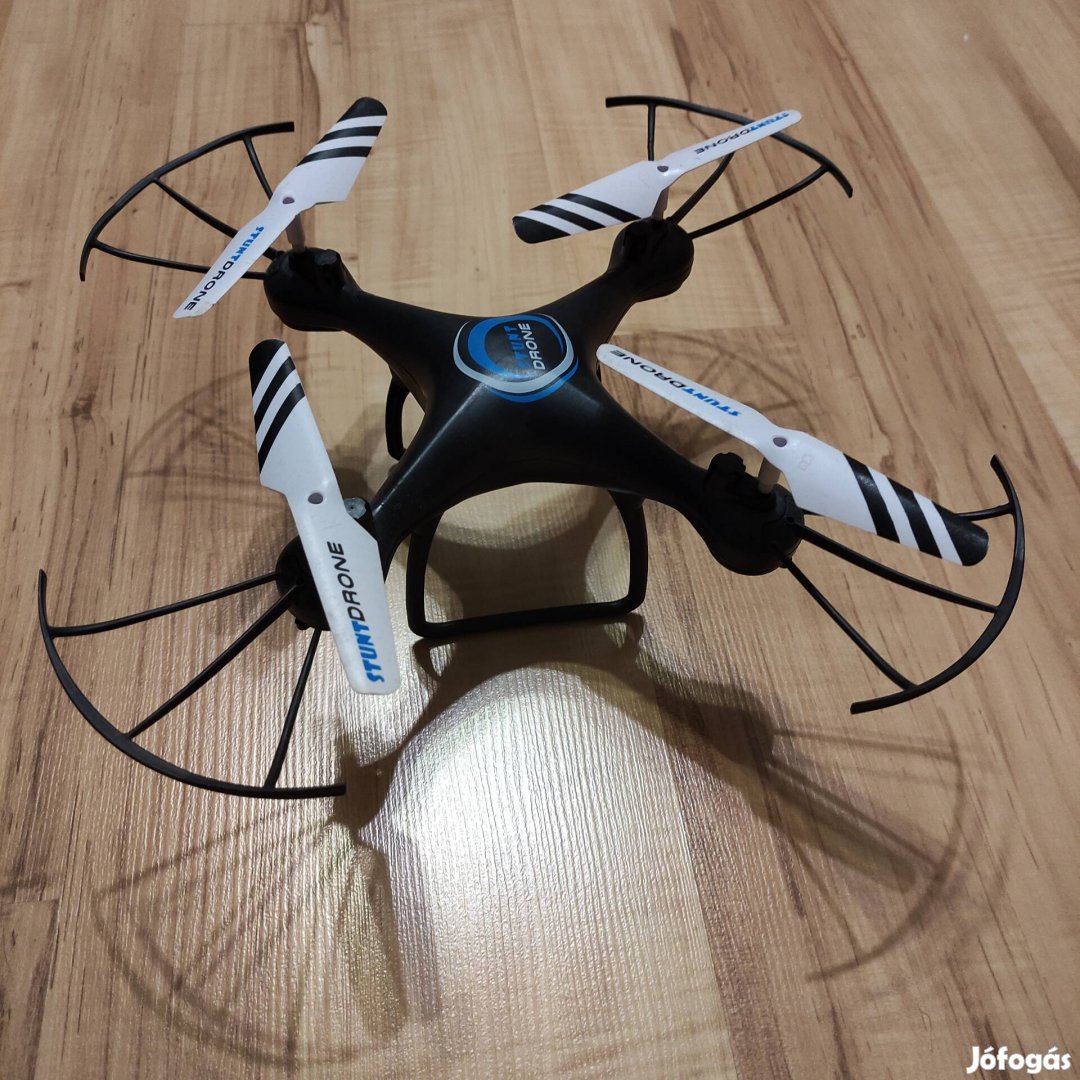 Stunt drone 