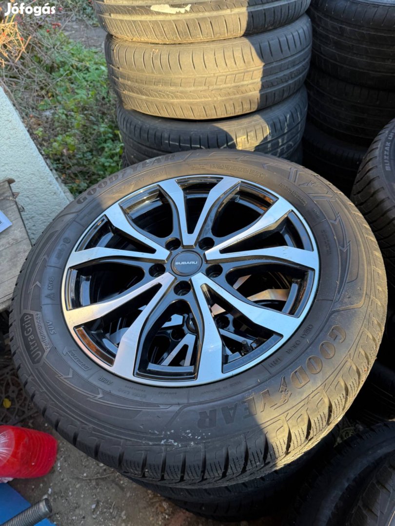 Subaru 5x114,3 alufelnik 225/60r17 téli gumik