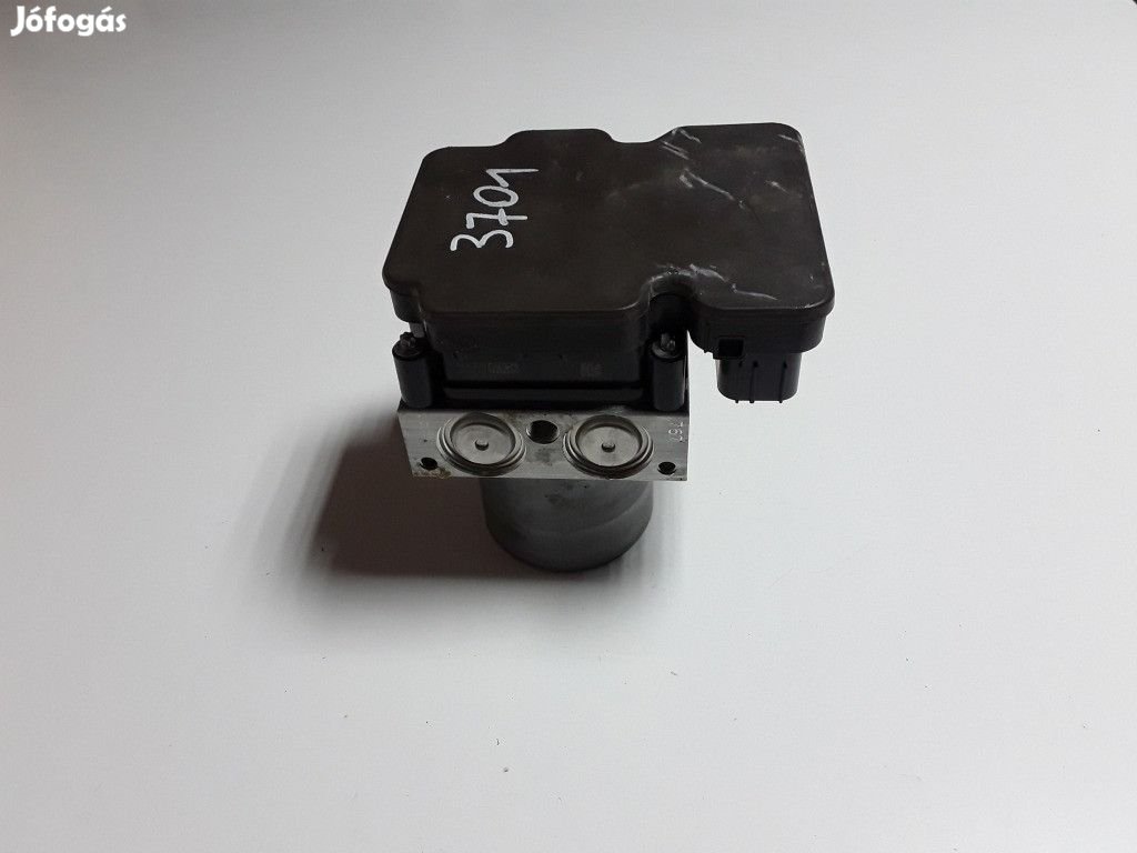 Subaru Forester SK ABS kocka 2265106582