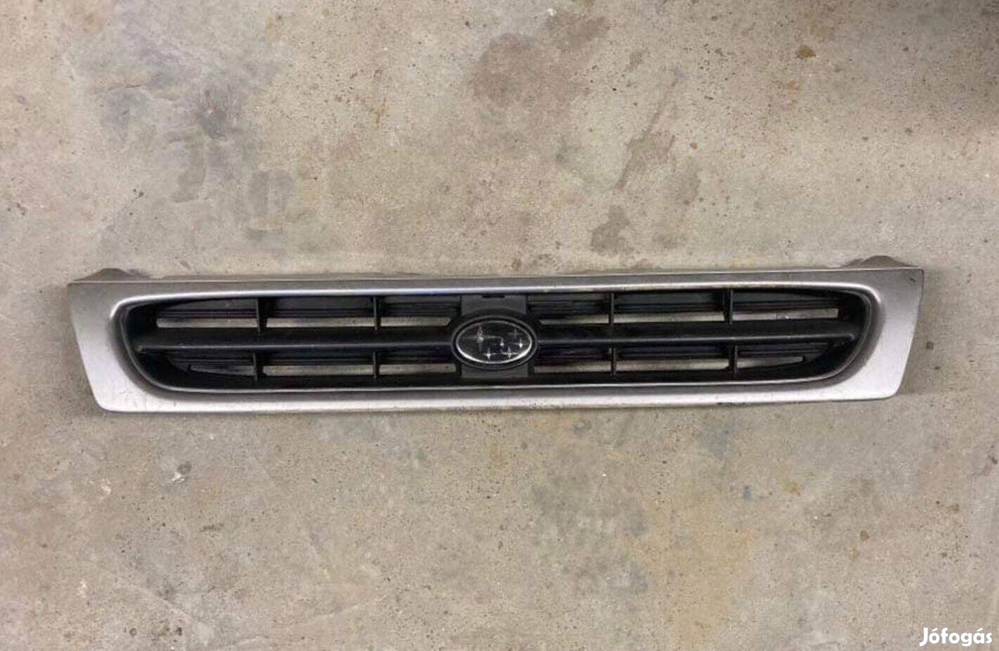 Subaru Legacy díszrács
