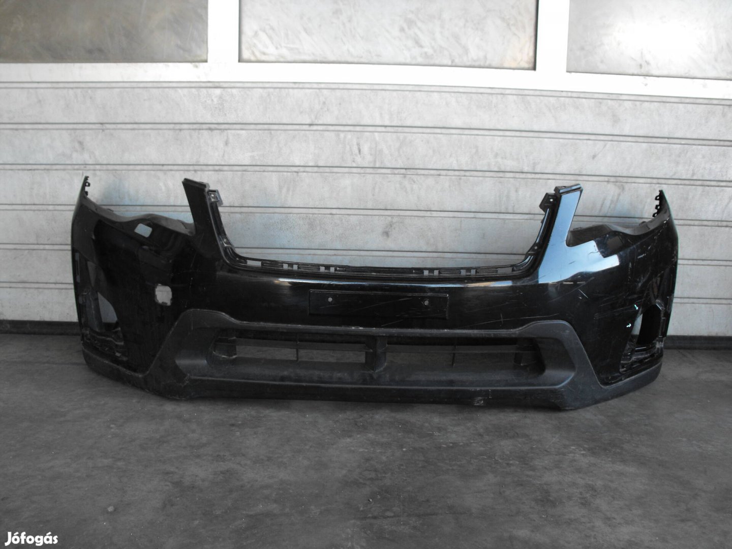 Subaru XV 1.gen facelift első lökhárító lökő 2016-2017 57704F070