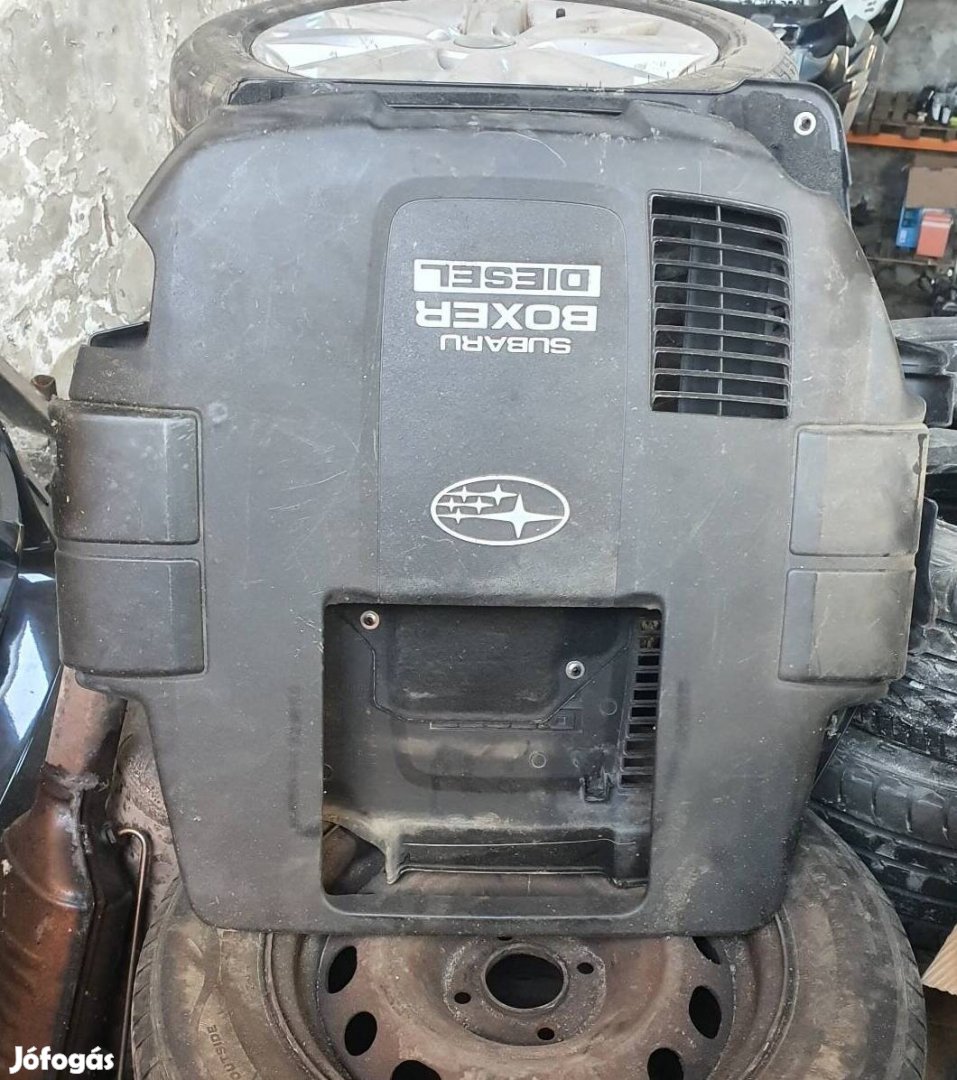 Subaru felső motorburkolat védő.1  23.03