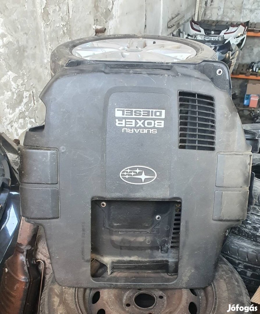 Subaru felső motorburkolat védő.1  23.03