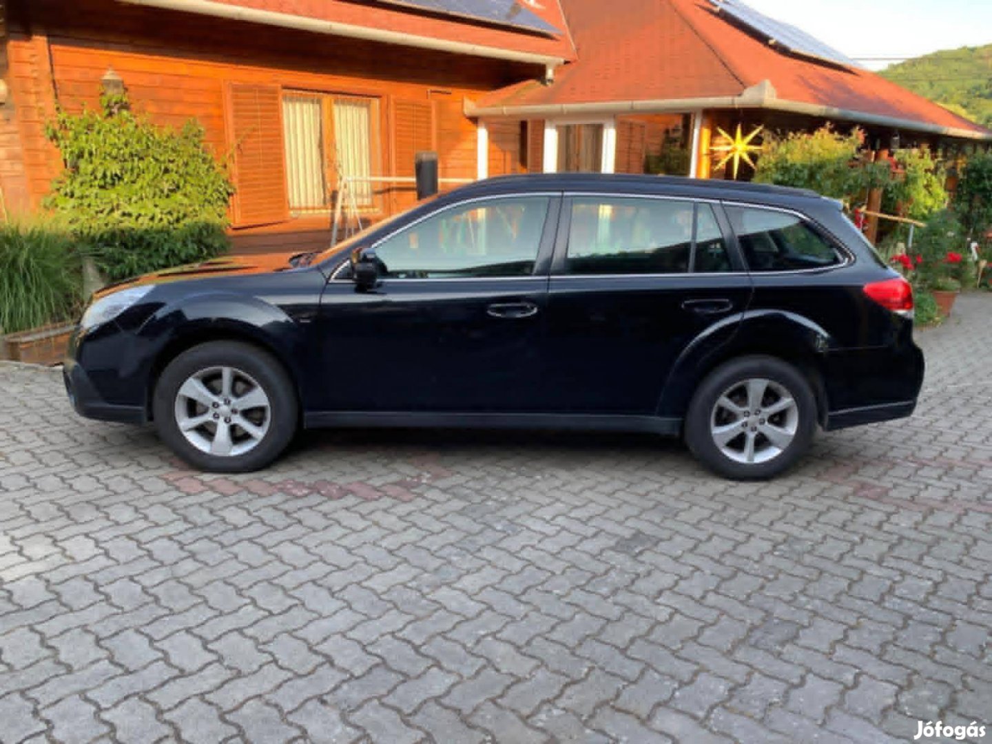 Subaru outback friss müszakival
