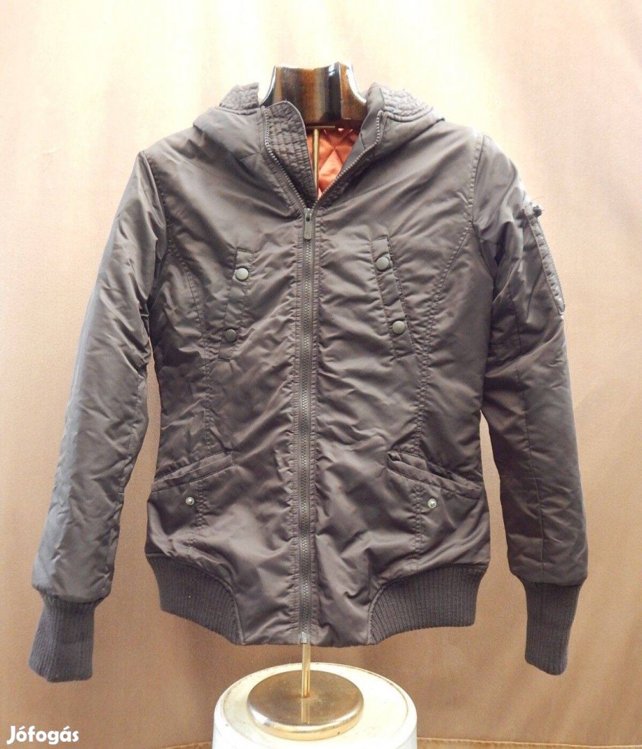 Sud Express kapucnis bélelt kabát