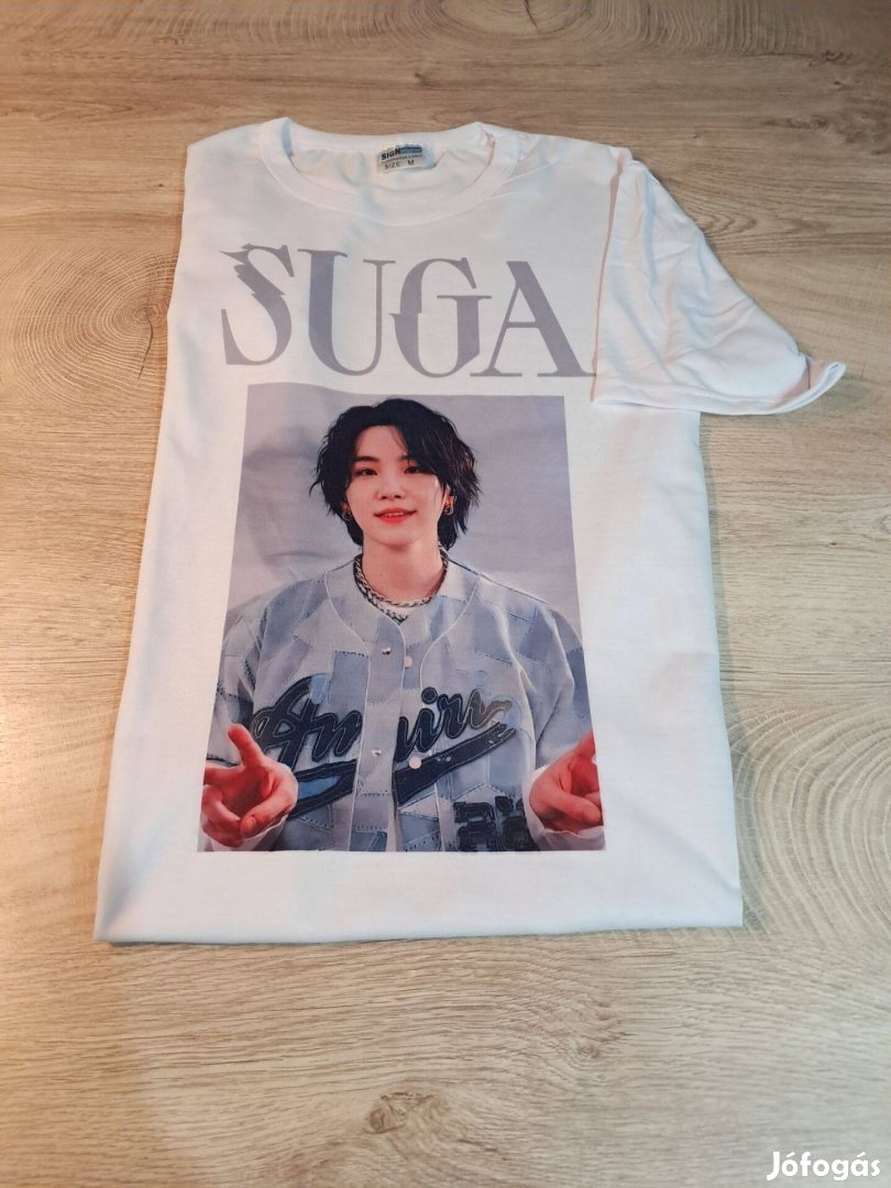 Suga BTS mintás póló