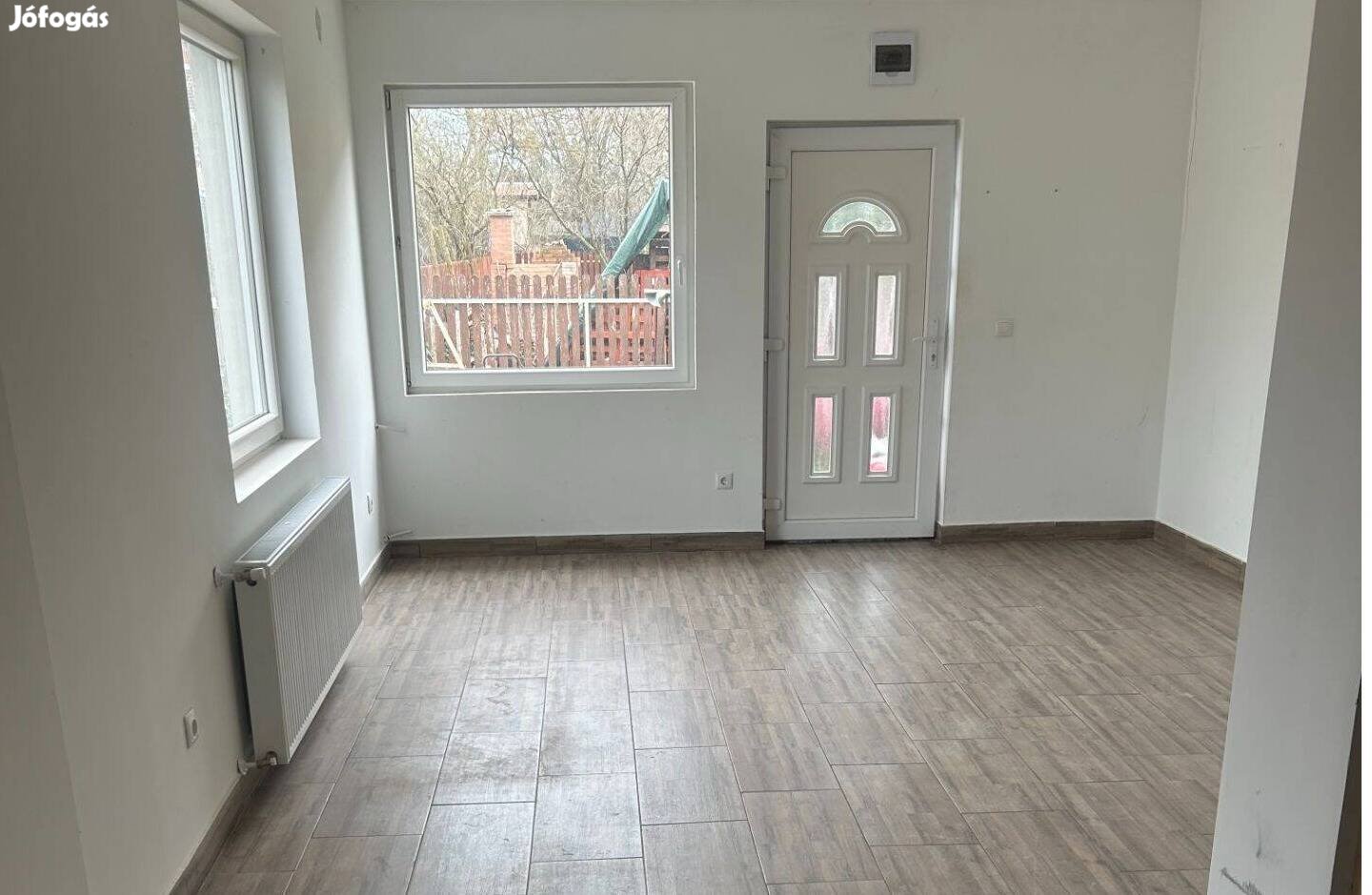 Sülysáp, Szőlősnyaraló vasútállomástól 5 percre lévő lakás