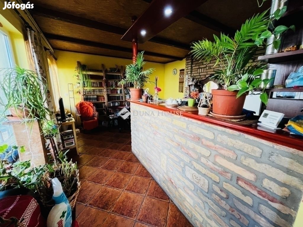 Sülysápi eladó 80 nm-es ház