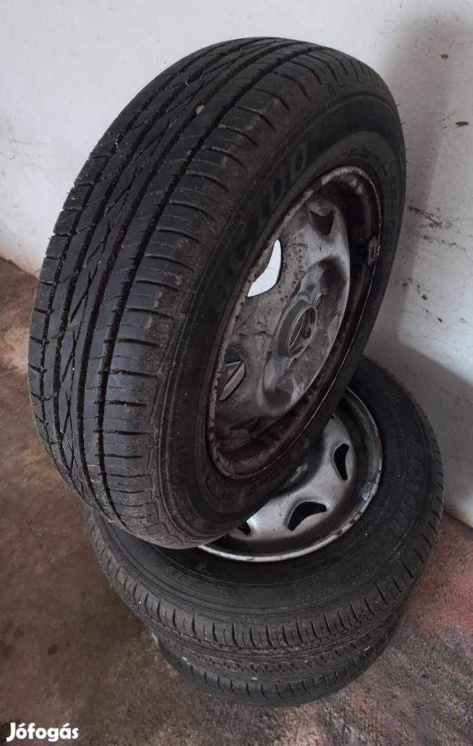 Sumitomo 155 70 R13 nyári gumi felnivel