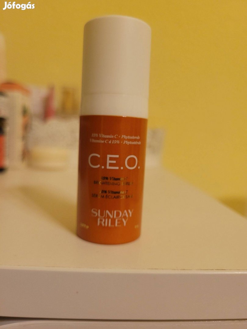 Sunday Riley Ceo 15% Vitamin C Brightening Serum