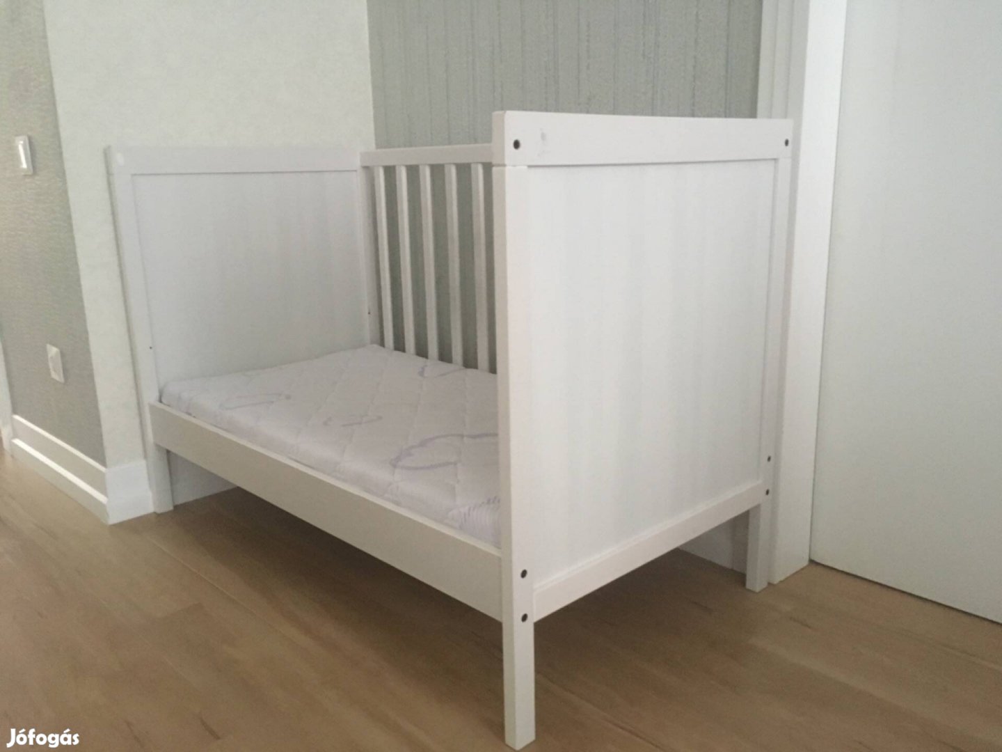 Sundvik fehér rácsos ágy eladó