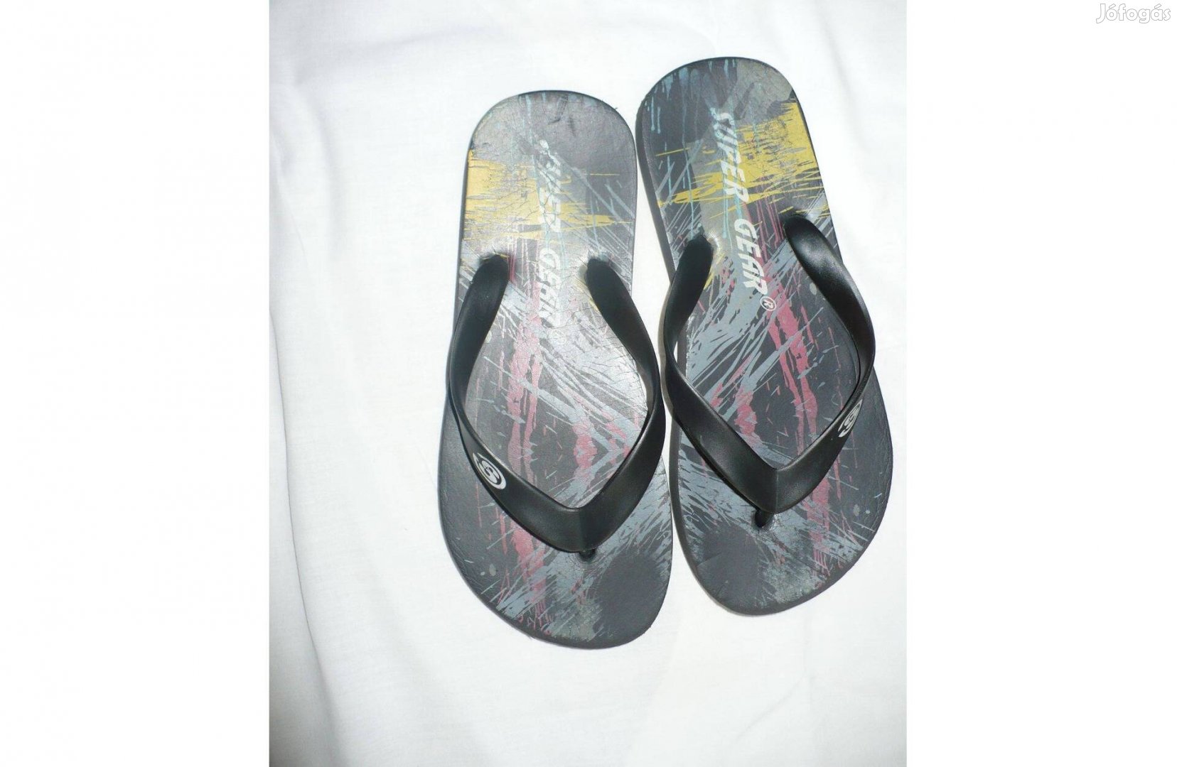 Super gear és Billabong fiú papucsok, 37-es méret