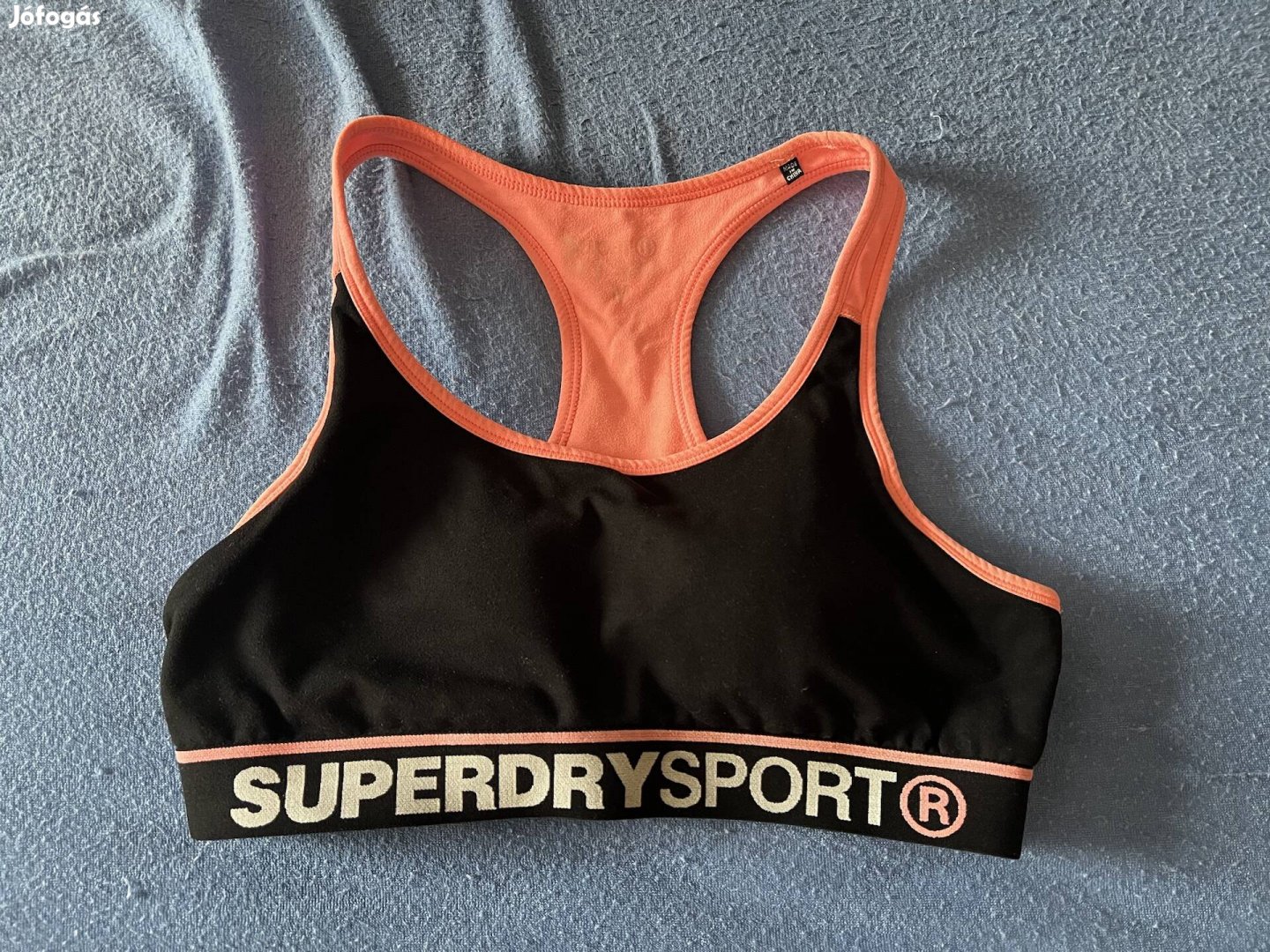 Superdry ujszeru szivacsos sportmelltarto M