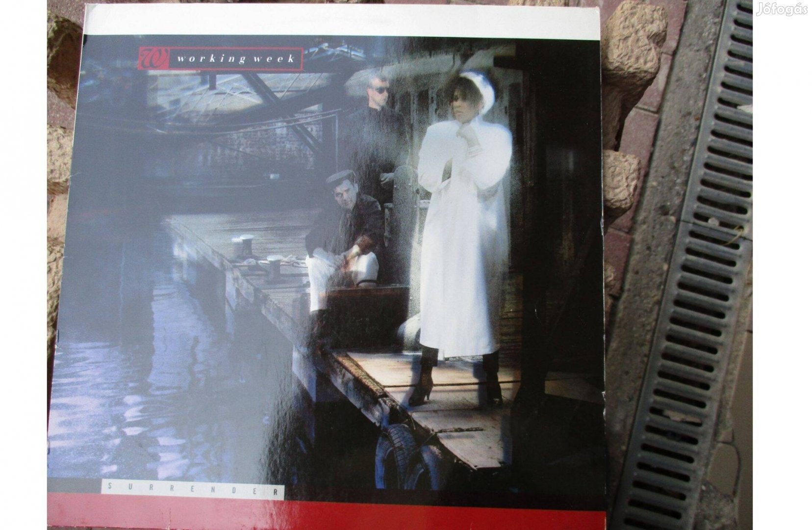 Surrender bakelit hanglemez eladó