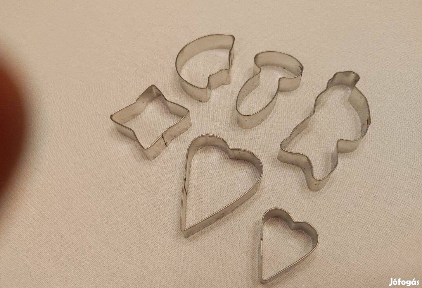 Sütemény kiszúró formák, sütikiszúró szívecske hold csillag