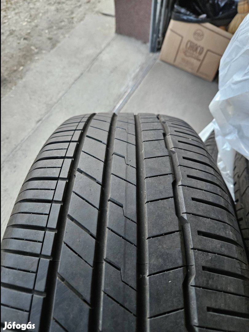 Suv 235 55 19 Hankook használt autógumi