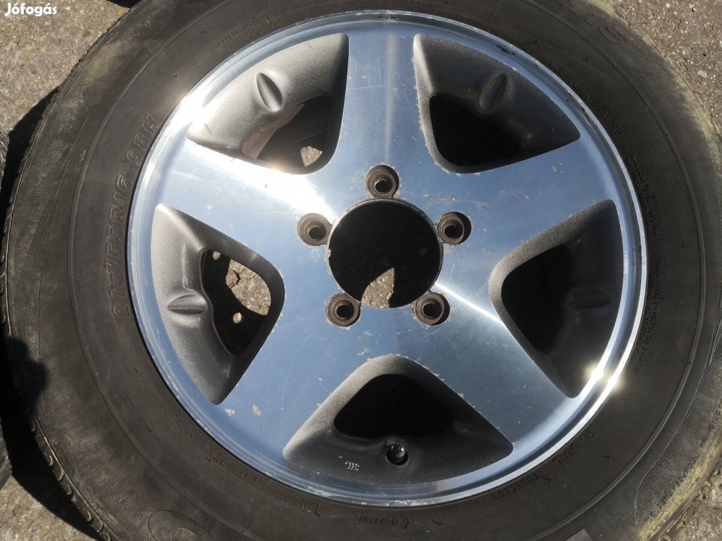 Suzuki 16-os gyári Enkei felnik 5x139,7