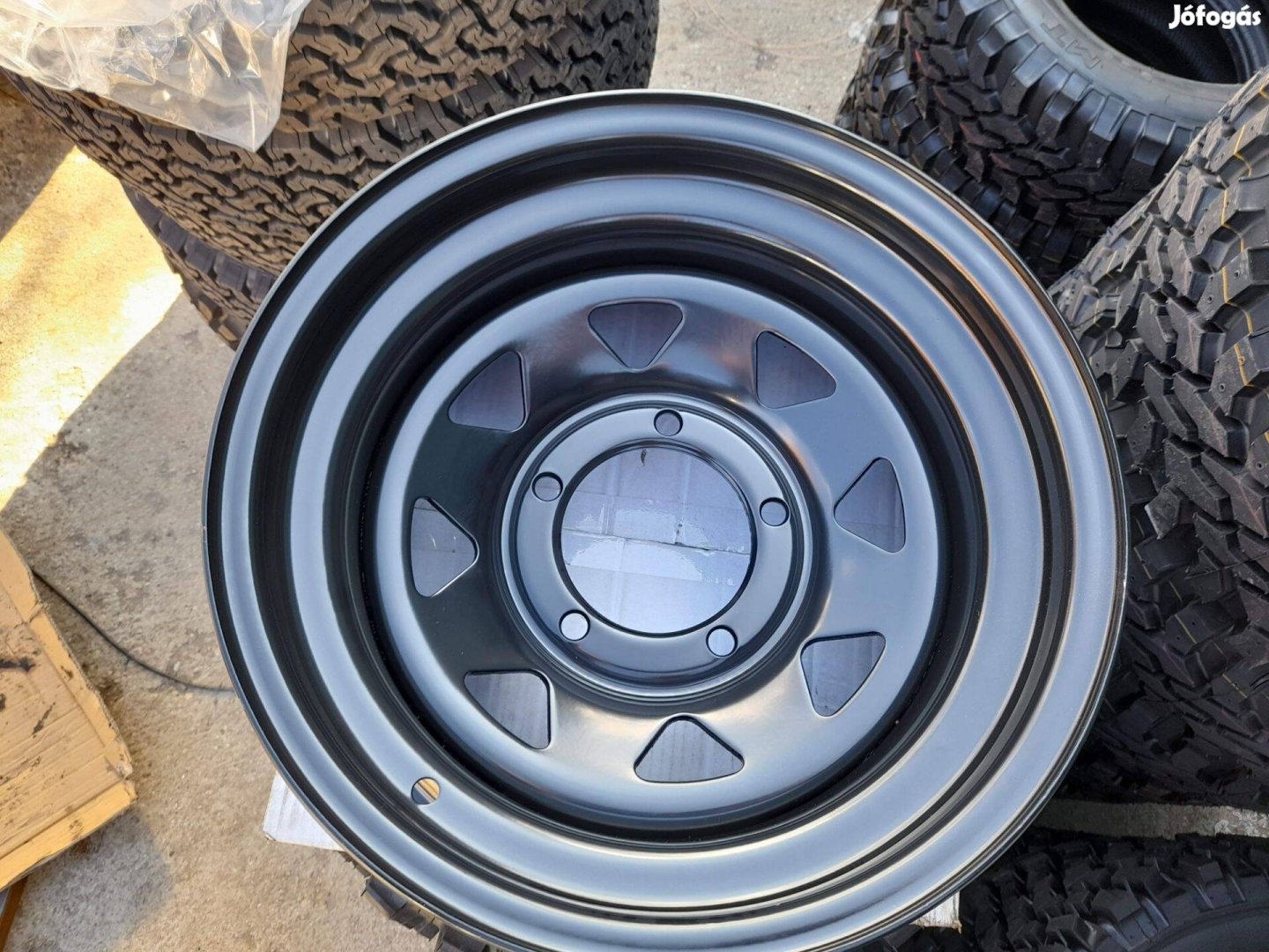 Suzuki 4x4 keréktárcsa cb110 5x139,7 15x7 ET-25