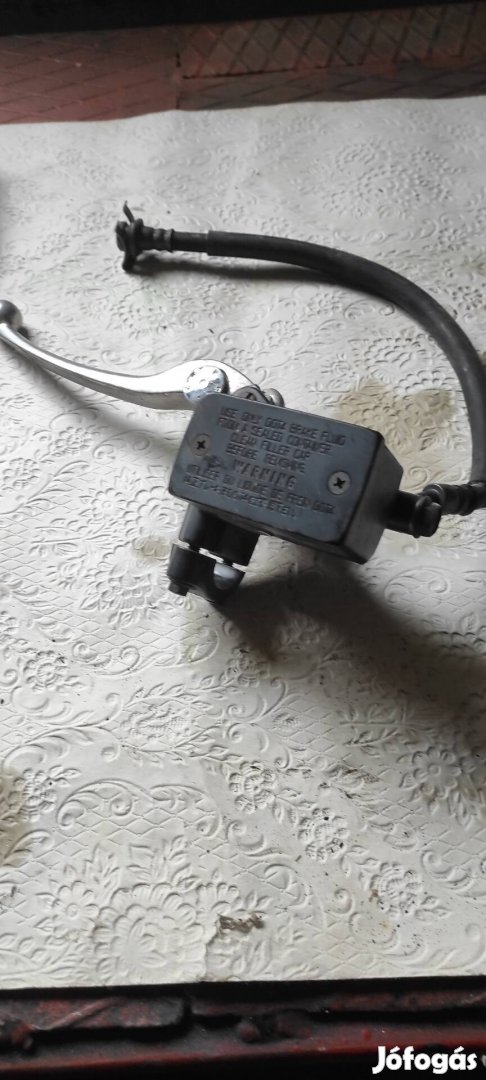 Suzuki AN650 Burgman baloldali fék főhenger kar.