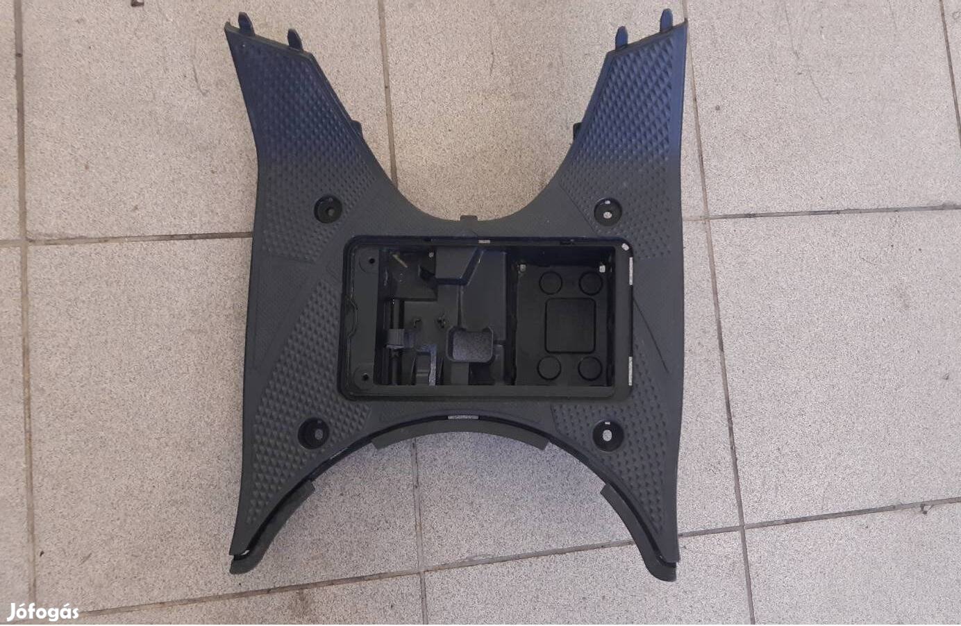Suzuki Address V50 taposó