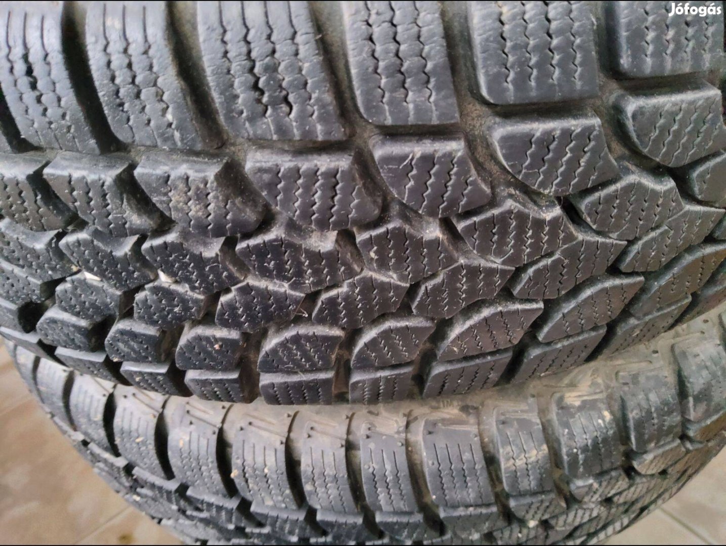 Suzuki Alto 4db teli gumi felnivel